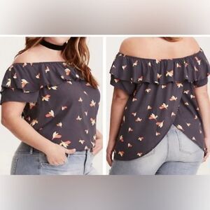 Torrid ruffled tulip slit back blouse Size 3
